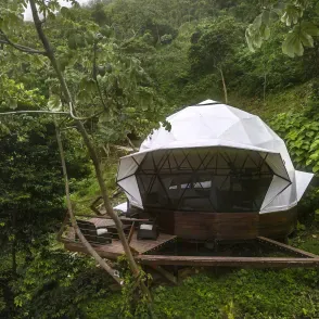 Trekker Glamping