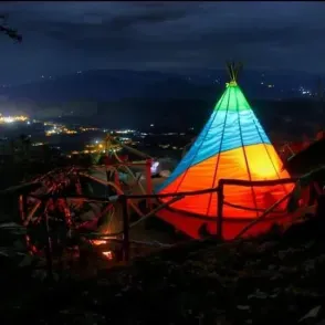 Nomada Glamping