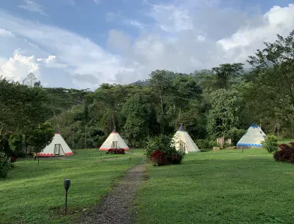 Refugio del Bosque Glamping